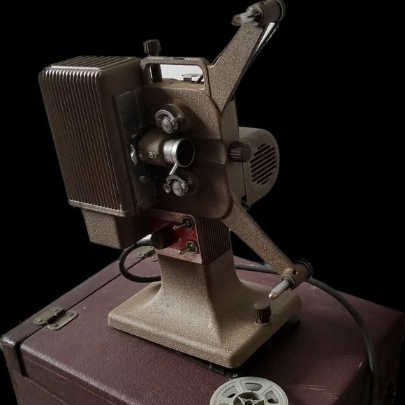 Vintage Kodascope Eight 71a Projector - Picture 1 of 4